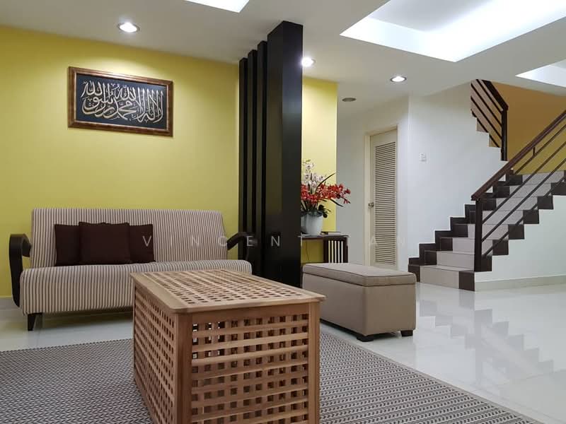 Rumah Kluster untuk Dijual di Kajang (Selangor) - Vincent Tan - Living Room - PropertyGuru.com.my
