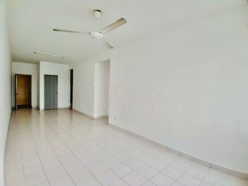 Pangsapuri untuk Dijual di Taman Bukit Pelangi - Ashley Iqbal - Living Room - PropertyGuru.com.my