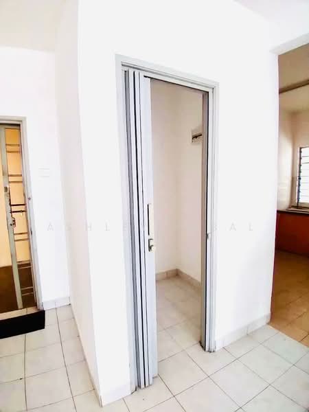 Pangsapuri untuk Dijual di Taman Bukit Pelangi - Ashley Iqbal - Interior - PropertyGuru.com.my