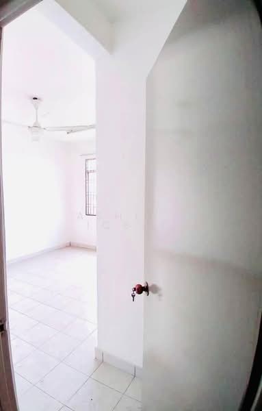 Pangsapuri untuk Dijual di Taman Bukit Pelangi - Ashley Iqbal - Interior - PropertyGuru.com.my
