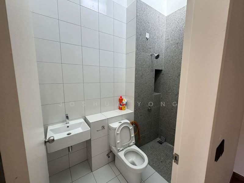 2-storey Terraced House for Sale in Semenyih (Selangor) - Joshua Yong - Bathroom - PropertyGuru.com.my