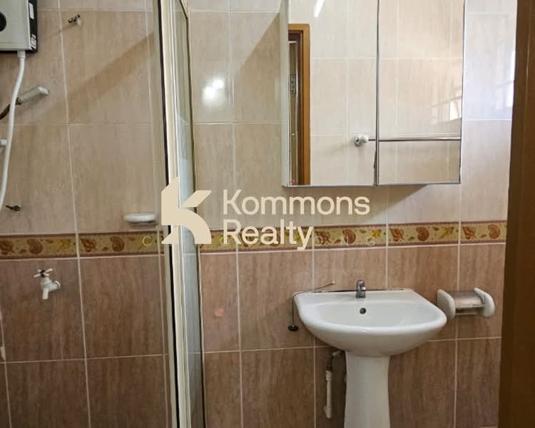 Rumah Teres 2 Tingkat untuk Dijual di Bangsar (Kuala Lumpur) - Carol Yong - Bathroom - PropertyGuru.com.my