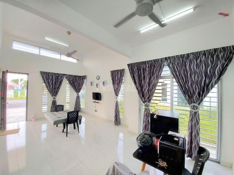 Semi-Detached House for Sale in Kampung Salak Tinggi (Sepang) - Izzah Alias - PropertyGuru.com.my