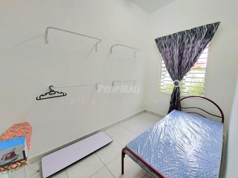 Semi-Detached House for Sale in Kampung Salak Tinggi (Sepang) - Izzah Alias - PropertyGuru.com.my