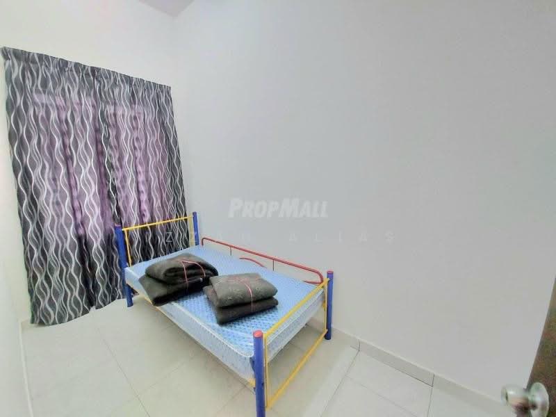 Semi-Detached House for Sale in Kampung Salak Tinggi (Sepang) - Izzah Alias - PropertyGuru.com.my