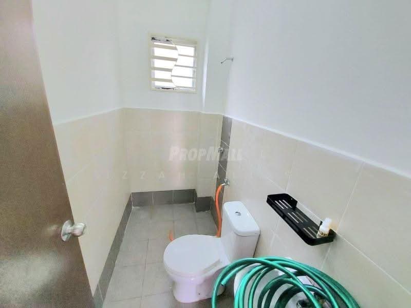 Semi-Detached House for Sale in Kampung Salak Tinggi (Sepang) - Izzah Alias - PropertyGuru.com.my