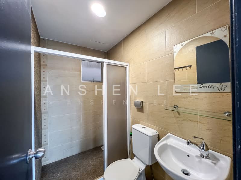 Service Residence for Sale at Kuchai Avenue - Anshen Lee - Bathroom - PropertyGuru.com.my