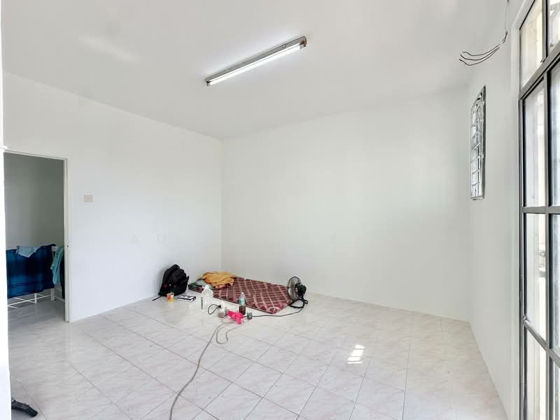 2-storey Terraced House for Sale in Saujana Damansara (Damansara Damai) - Adibah Salim - Interior - PropertyGuru.com.my