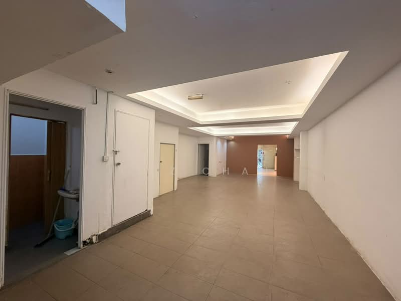 Kedai untuk Disewa di Taman Indah Perdana (Kepong) - Eliz Chan - Interior - PropertyGuru.com.my