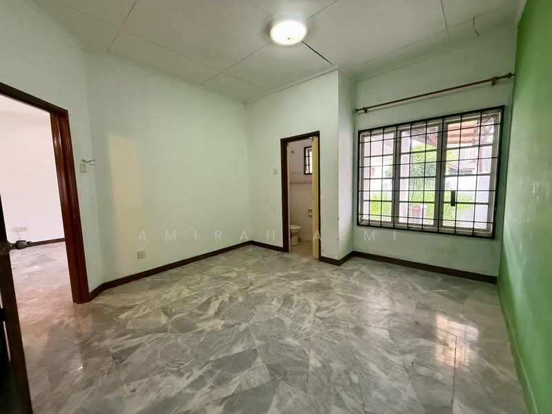 Terraced House for Sale in Rawang (Selangor) - Amirah Azmi - PropertyGuru.com.my
