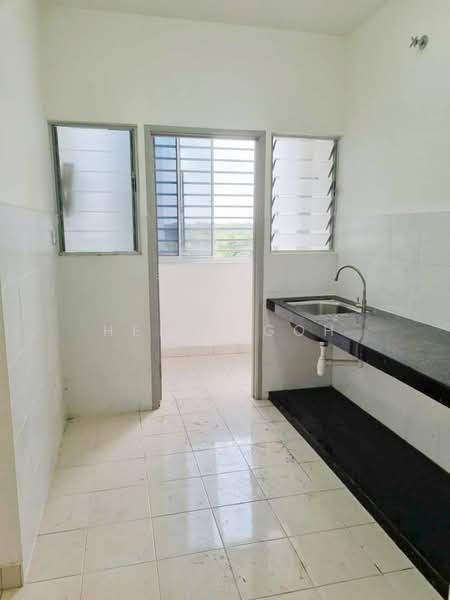 Apartment for Sale at Denai Nusantara Apartment - Herry Goh - Kitchen - PropertyGuru.com.my