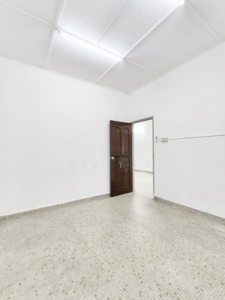 Rumah Teres 1 Tingkat untuk Dijual di Taman Sri Tebrau (Johor Bahru) - Yik Tat - PropertyGuru.com.my