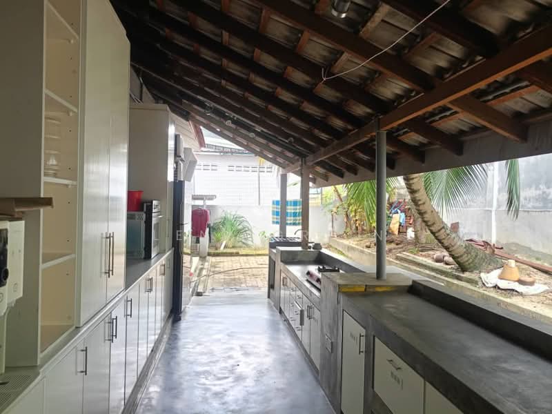 Rumah Banglo untuk Disewa di Seksyen 11 (Petaling Jaya) - Lena Green - Kitchen - PropertyGuru.com.my