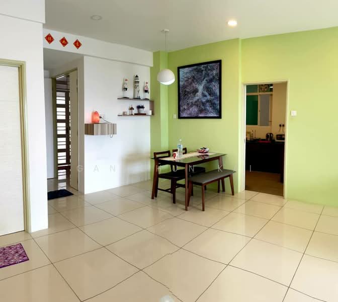 Kondominium untuk Disewa di The Latitude Condominium - Gan Chun Kai - Dining Room - PropertyGuru.com.my