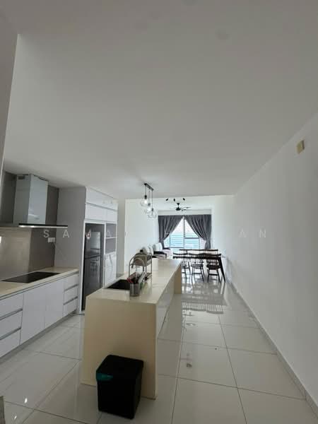 Servis Apartment untuk Disewa di Southkey Mosaic - Samantha Tan - Kitchen - PropertyGuru.com.my