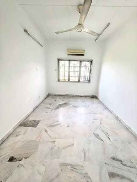 2-storey Terraced House for Sale in Taman Sri Mewah (Klang) - Jayden Lee - Interior - PropertyGuru.com.my