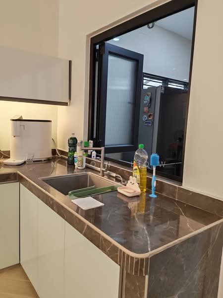 Terraced House for Rent in Dengkil (Selangor) - Nixon Low - Kitchen - PropertyGuru.com.my