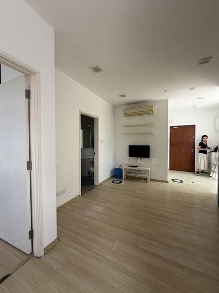Service Residence for Sale at One One Eight (118 @ Island Plaza) - Ms Chang - PropertyGuru.com.my