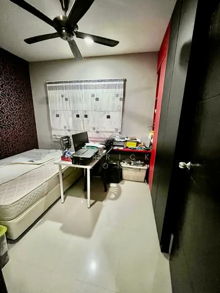 Apartment for Sale at Desa Idaman Residences - Derrick Yeong - Bedroom - PropertyGuru.com.my
