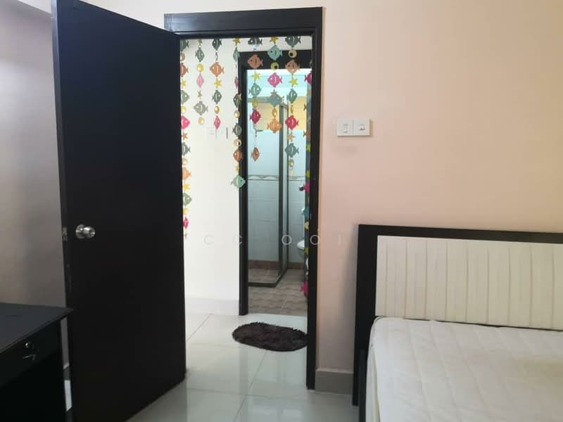 Condominium for Sale at Greenlane Park - CC Ooi - Bedroom - PropertyGuru.com.my