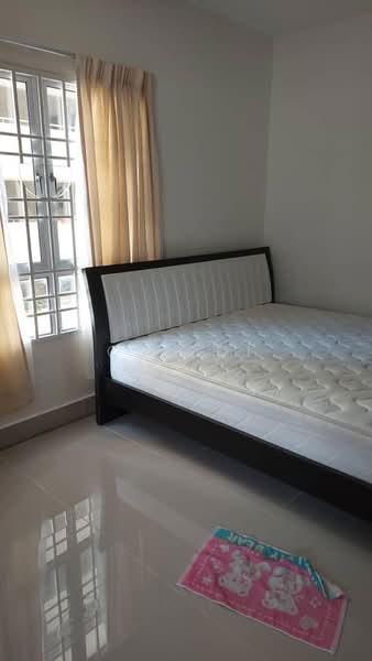 Condominium for Sale at Greenlane Park - CC Ooi - Bedroom - PropertyGuru.com.my