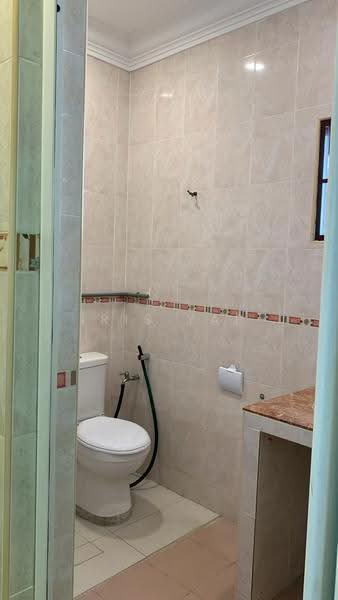 Rumah Teres 2-Tingkat untuk Disewa di Seri Kembangan (Selangor) - Iris Yap - Bathroom - PropertyGuru.com.my