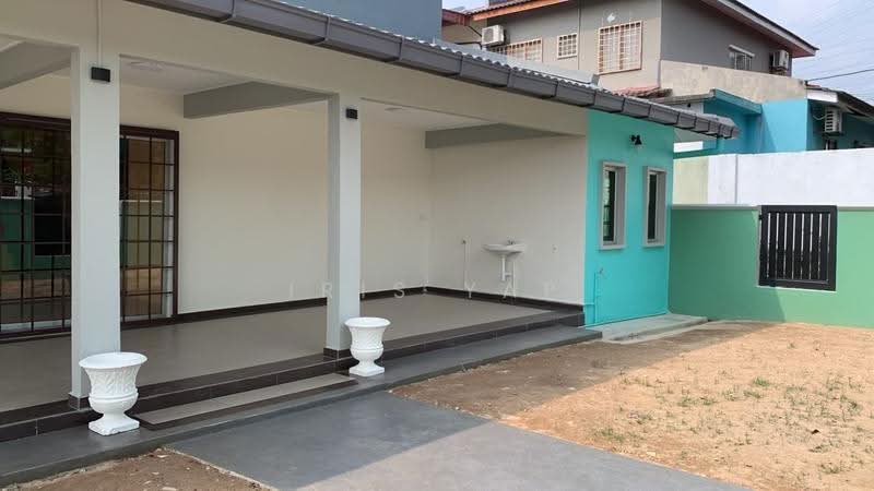 Rumah Teres 2-Tingkat untuk Disewa di Seri Kembangan (Selangor) - Iris Yap - Exterior - PropertyGuru.com.my