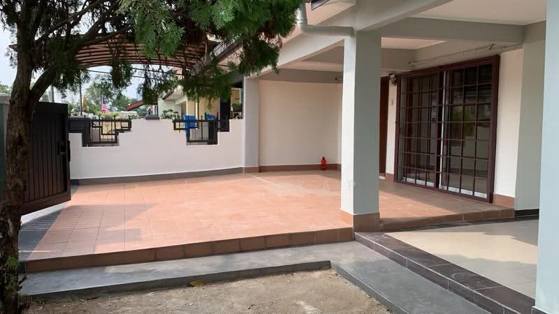 Rumah Teres 2-Tingkat untuk Disewa di Seri Kembangan (Selangor) - Iris Yap - Exterior - PropertyGuru.com.my