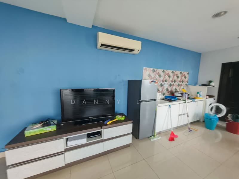 Servis Apartment untuk Disewa di First Subang (SS 15 Courtyard) - Danny Lim - Living Room - PropertyGuru.com.my