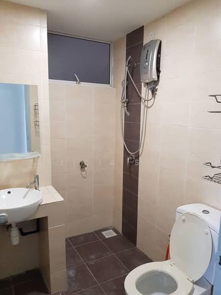 Condominium for Rent at Cova Suites - Alicia Soo - Bathroom - PropertyGuru.com.my