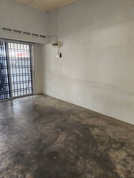 1-storey Terraced House for Sale in Taman Berlian (Yong Peng) - Celine Chai - Interior - PropertyGuru.com.my