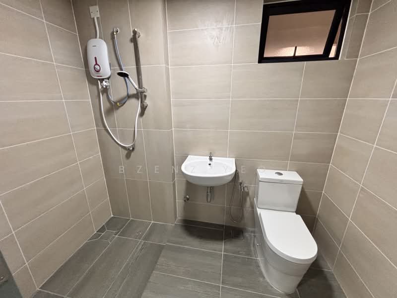 Servis Apartment untuk Disewa di Parkland Residence - Bzenz Yeo - Bathroom - PropertyGuru.com.my