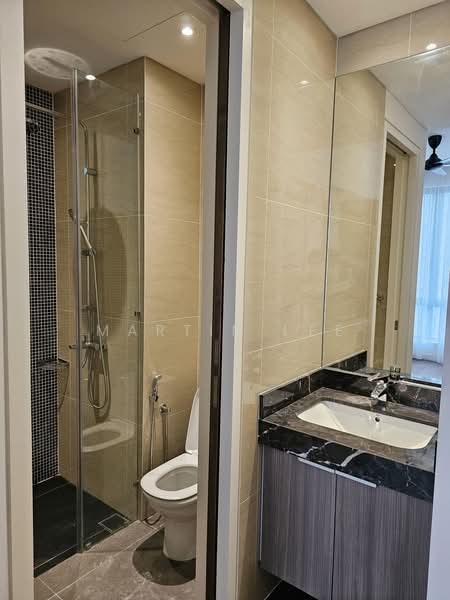 Kondominium untuk Disewa di Capella Embassy (D'Rapport Residences) - Martin Lee - Bathroom - PropertyGuru.com.my