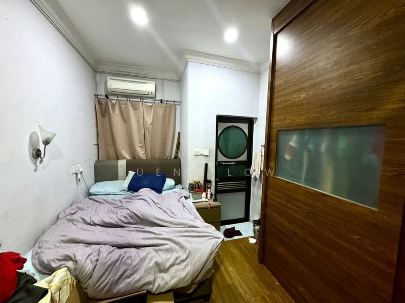 Rumah Teres 1 Tingkat untuk Dijual di Permas Jaya (Johor Bahru) - Suenn Low - Bedroom - PropertyGuru.com.my
