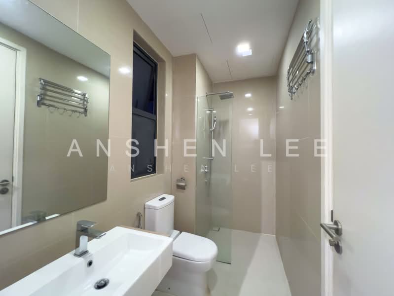 Service Residence for Sale at South View - Anshen Lee - Bathroom - PropertyGuru.com.my
