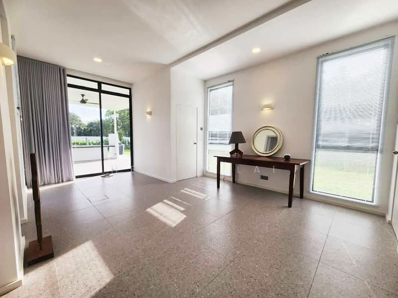 Bungalow for Sale in Leisure Farm (Gelang Patah) - Heston Lai - Living Room - PropertyGuru.com.my