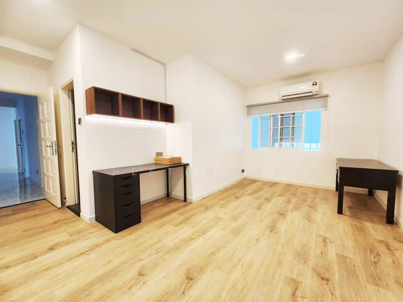 Bungalow for Sale in Leisure Farm (Gelang Patah) - Heston Lai - Study - PropertyGuru.com.my