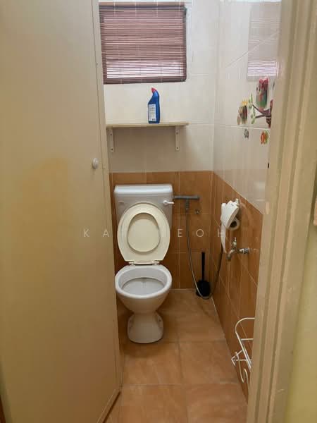 Rumah Teres 2 Tingkat untuk Dijual di Taman Sri Watan (Ampang) - KAT NEOH - Bathroom - PropertyGuru.com.my