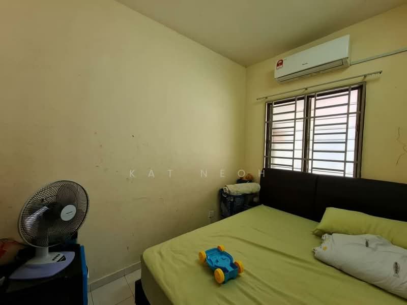 Rumah Teres 2 Tingkat untuk Dijual di Taman Sri Watan (Ampang) - KAT NEOH - Bedroom - PropertyGuru.com.my