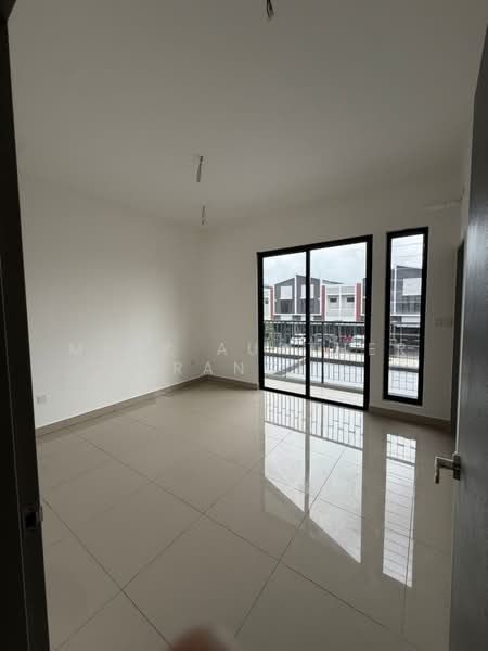 Rumah Bandar untuk Dijual di Shah Alam (Selangor) - Mark Aurther Francis - PropertyGuru.com.my