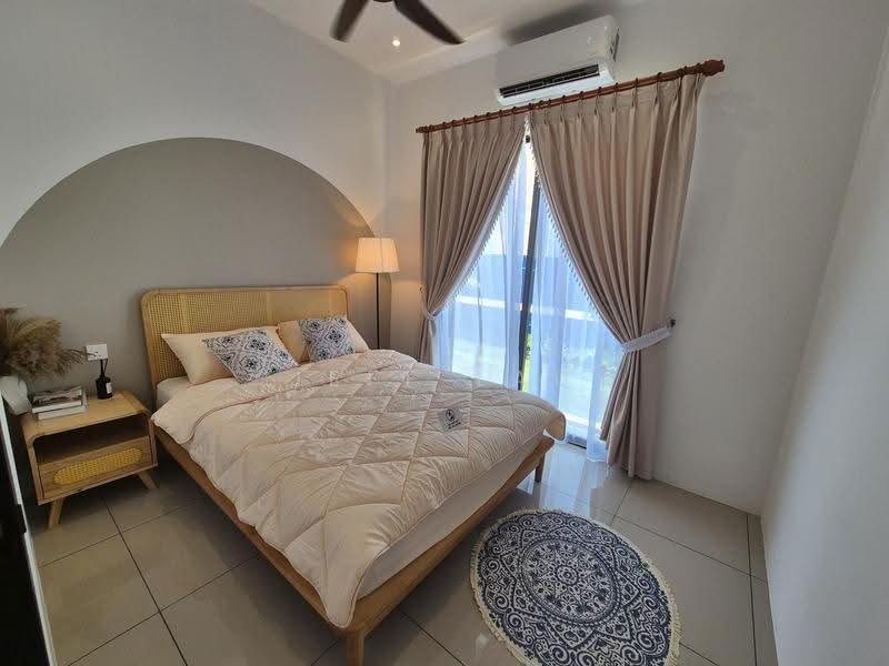Rumah Berkembar untuk Dijual di Bertam Perdana 3 (Kepala Batas) - Jeff Lau - Bedroom - PropertyGuru.com.my