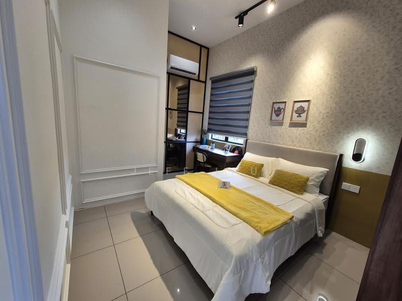 Rumah Berkembar untuk Dijual di Bertam Perdana 3 (Kepala Batas) - Jeff Lau - Bedroom - PropertyGuru.com.my