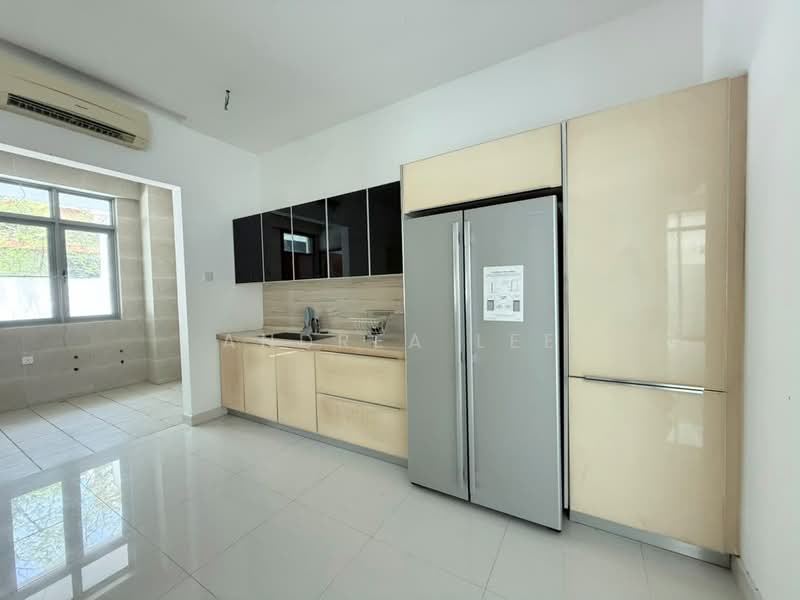 Rumah Berkembar untuk Dijual di George Town (Penang) - Andrea Lee - Kitchen - PropertyGuru.com.my