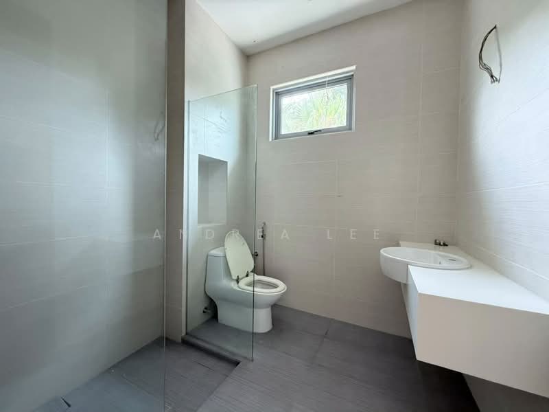 Rumah Berkembar untuk Dijual di George Town (Penang) - Andrea Lee - Bathroom - PropertyGuru.com.my