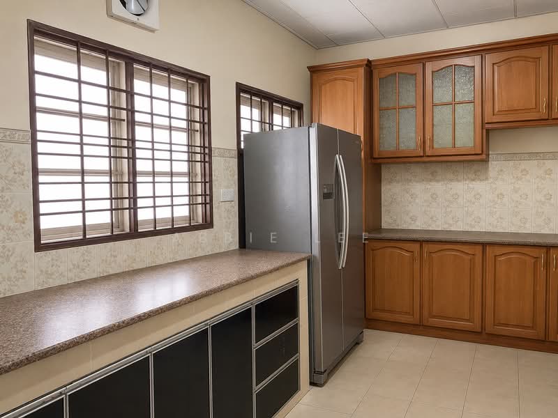 Rumah Teres 2 Tingkat untuk Dijual di Seksyen 7 (Shah Alam) - Abbie Lee - Kitchen - PropertyGuru.com.my