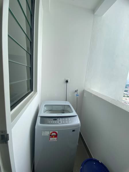 Servis Apartment untuk Disewa di Savio @ Riana Dutamas - Alex Seet - Balcony - PropertyGuru.com.my