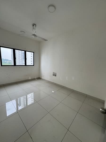 Servis Apartment untuk Dijual di Traders Garden @ Cheras Selatan - Alan Lee - Bedroom - PropertyGuru.com.my