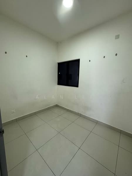 Servis Apartment untuk Dijual di Traders Garden @ Cheras Selatan - Alan Lee - Bedroom - PropertyGuru.com.my
