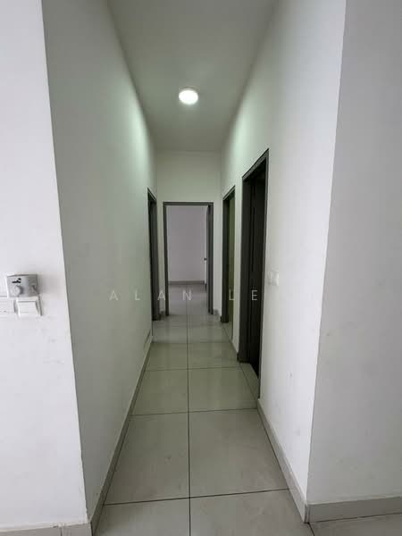 Servis Apartment untuk Dijual di Traders Garden @ Cheras Selatan - Alan Lee - Corridor - PropertyGuru.com.my