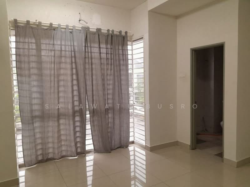 Rumah Teres 2 Tingkat untuk Dijual di Kampung Jalan Kebun (Shah Alam) - Salawati Busro - Interior - PropertyGuru.com.my